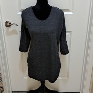 ANEKA NEW BALANCE large long sleeve hoodie top